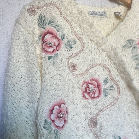 Vintage Karen Scott Embroidered Sweater - Picture 2 of 7